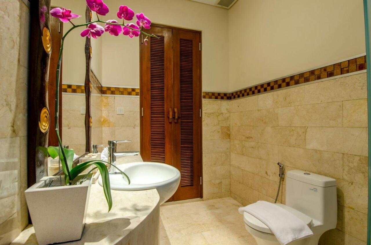 Kesari Haven Villa Sanur Exteriör bild